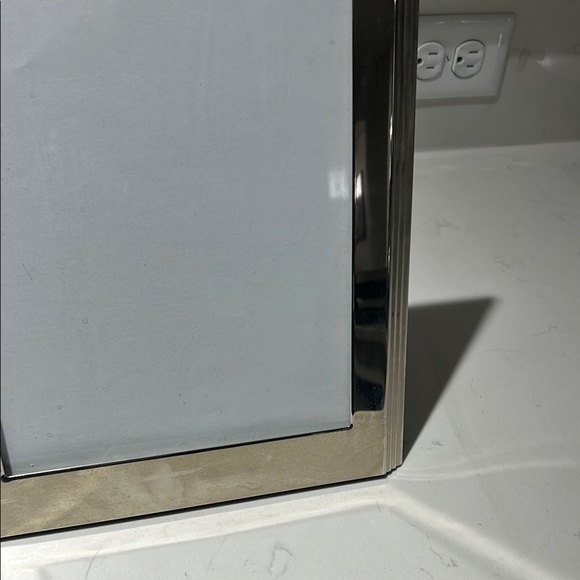 Elegant 8x10 Silver Photo Frame - Picture 4 of 6